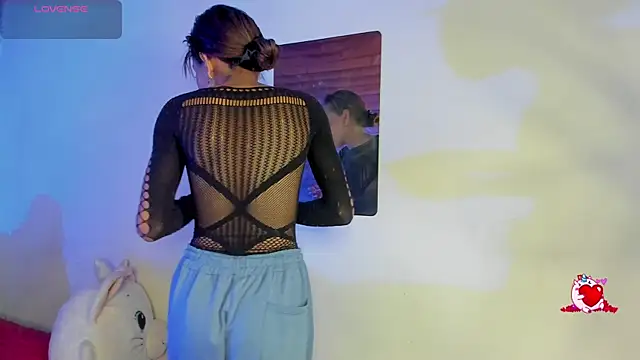 yumi hanna online show from 01.09.26