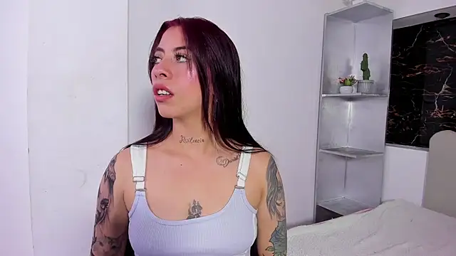 Snapshot of Maazikeen chatting on 10.15.25 Maazikeen online show from 10.15.25