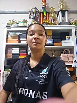 Snapshot of Natural_Asian_Girl chatting on 10.13.25 Natural Asian Girl online show from 10.13.25