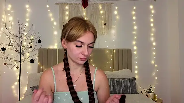 Little mia   online show from 01.06.26