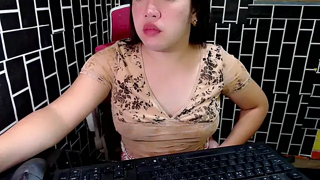 xUrDreamSlutWhore online show from 09.22.25
