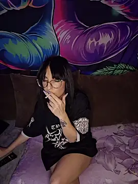 AllexyAle online show from 02.21.26