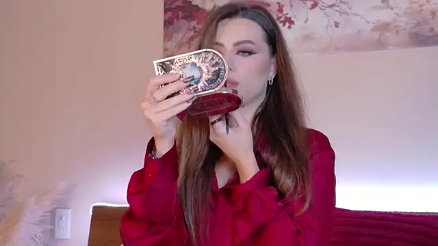 Sienna Voss online show from 05.17.26