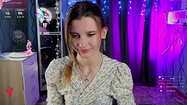 Snapshot of Vetta11 chatting on 10.06.25 Vetta11 online show from 10.06.25