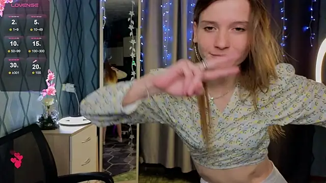 Snapshot of Vetta11 chatting on 10.10.25 Vetta11 online show from 10.10.25