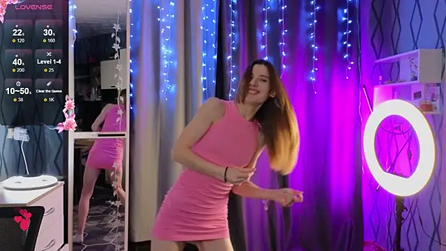 Snapshot of Vetta11 chatting on 10.14.25 Vetta11 online show from 10.14.25