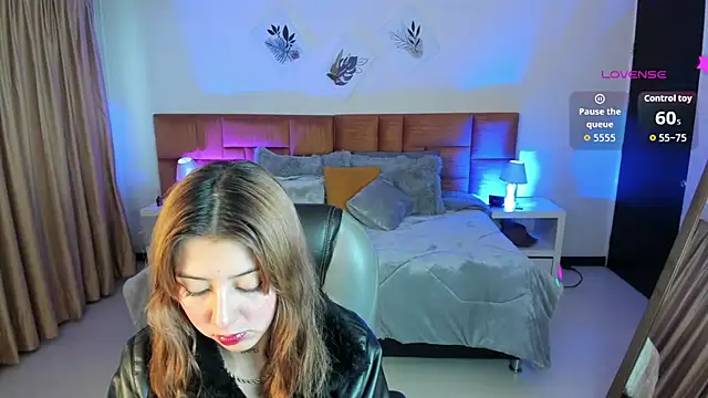 Catti Brie online show from 09.09.25