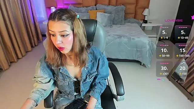 Catti Brie online show from 09.12.25