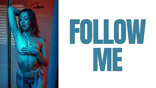 Snapshot of Catti_Brie chatting on 11.21.25 Catti Brie online show from 11.21.25