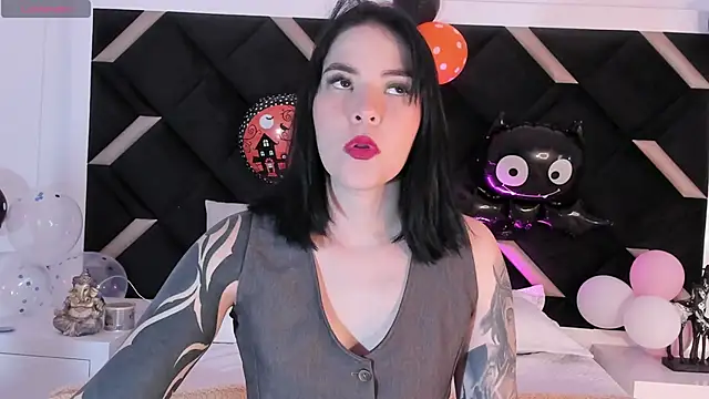 kate cass online show from 10.26.25