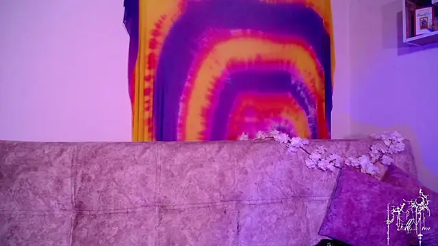 dark  nymph online show from 11.28.25