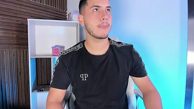 Axel grey  online show from 10.24.25