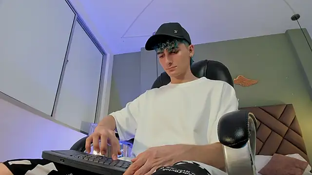 JaydenVillalobos online show from 09.14.25