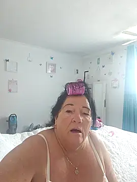 Snapshot of Angeldelightt chatting on 10.04.25 Angeldelightt online show from 10.04.25