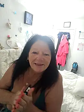 Snapshot of Angeldelightt chatting on 10.08.25 Angeldelightt online show from 10.08.25