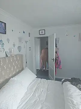 Snapshot of Angeldelightt chatting on 10.27.25 Angeldelightt online show from 10.27.25