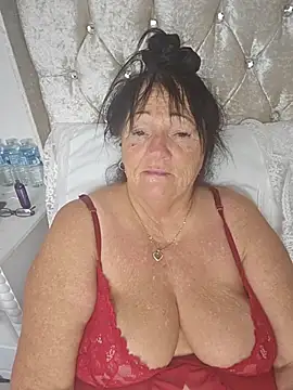 Snapshot of Angeldelightt chatting on 11.05.25 Angeldelightt online show from 11.05.25