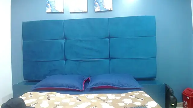 Jheampiiero online show from 10.08.25