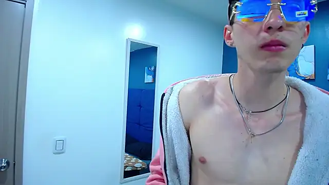 Jheampiiero online show from 10.23.25