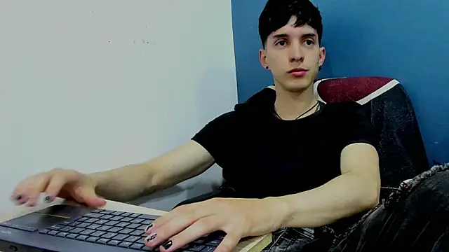 Jheampiiero online show from 12.16.25