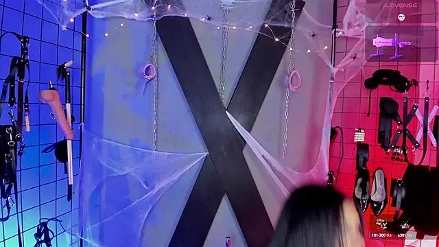 Snapshot of VictoryaLiah_BDSM chatting on 10.10.25 VictoryaLiah BDSM online show from 10.10.25