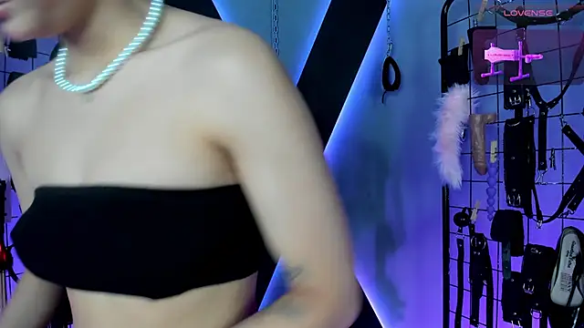 VictoryaLiah BDSM online show from 11.21.25