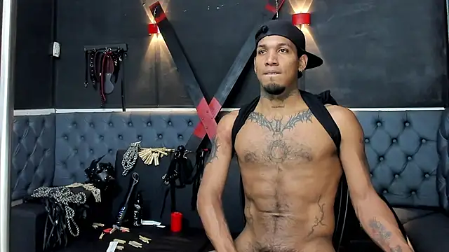 Snapshot of DIEGO_WICKED chatting on 10.17.25 DIEGO WICKED online show from 10.17.25