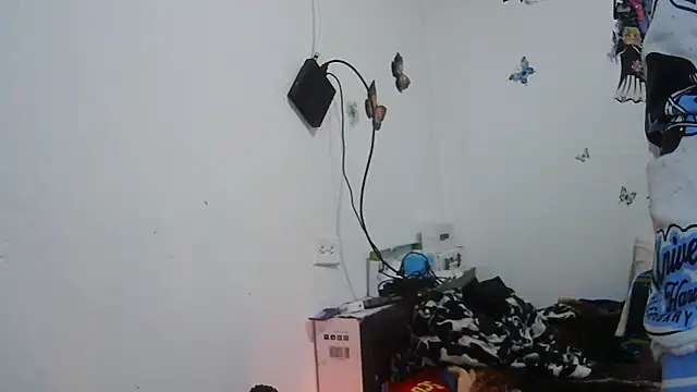 AddyStuart  online show from 09.24.25