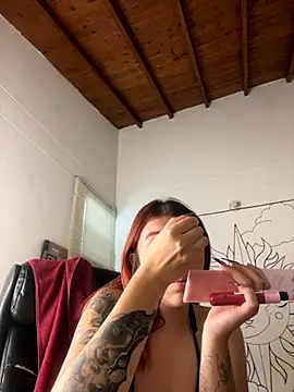 Paulina-Wells online show from 10.27.25