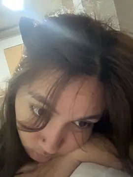 Snapshot of LanySylvia chatting on 10.12.25 LanySylvia online show from 10.12.25