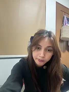 Snapshot of LanySylvia chatting on 10.14.25 LanySylvia online show from 10.14.25