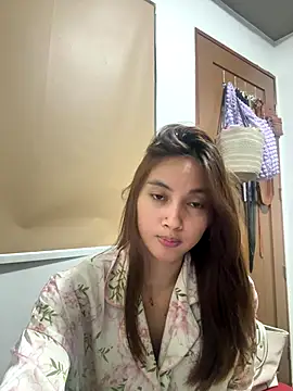 Snapshot of LanySylvia chatting on 10.21.25 LanySylvia online show from 10.21.25