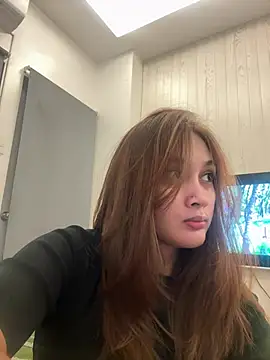 LanySylvia online show from 04.18.26