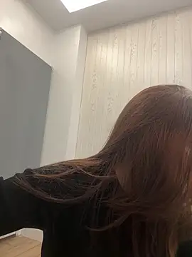 LanySylvia online show from 04.18.26