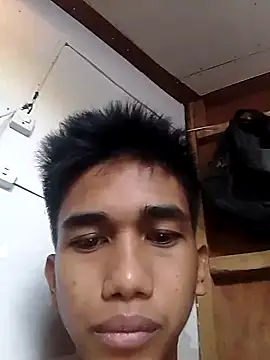 Snapshot of charlie0728 chatting on 10.03.25 charlie0728 online show from 10.03.25