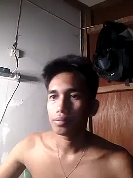 Snapshot of charlie0728 chatting on 10.09.25 charlie0728 online show from 10.09.25