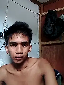 Snapshot of charlie0728 chatting on 10.16.25 charlie0728 online show from 10.16.25