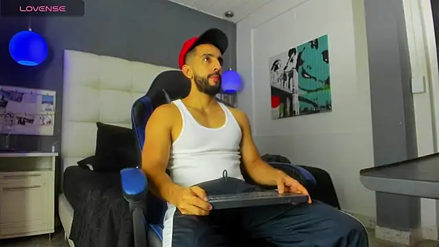 Yiyo10  online show from 03.15.26