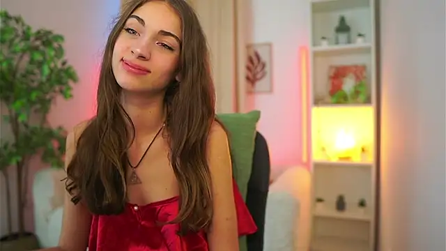 Snapshot of Sophie__Nice chatting on 09.27.25 Sophie Nice online show from 09.27.25