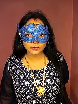 Snapshot of MEERAcle chatting on 10.10.25 MEERAcle online show from 10.10.25