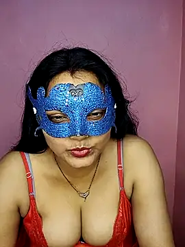 Snapshot of MEERAcle chatting on 10.12.25 MEERAcle online show from 10.12.25