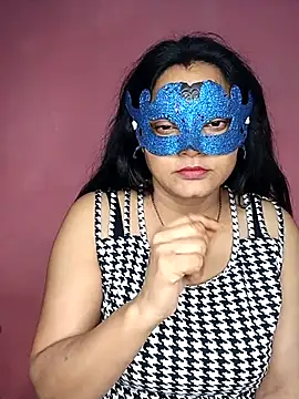 Snapshot of MEERAcle chatting on 10.14.25 MEERAcle online show from 10.14.25