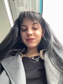 Snapshot of Only_April chatting on 09.19.25 Only April online show from 09.19.25