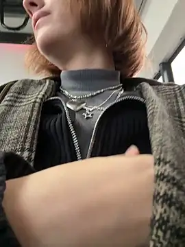 Snapshot of Only_April chatting on 11.06.25 Only April online show from 11.06.25