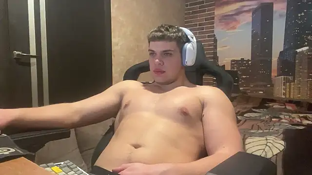 MusclePhantom online show from 01.13.26