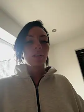 BELLABLACKXUK online show from 06.01.26
