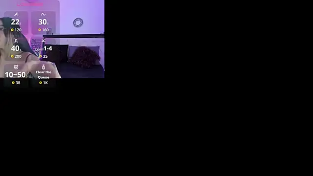 Snapshot of KimGarces chatting on 10.02.25 KimGarces online show from 10.02.25