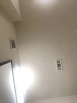 Snapshot of huhgtr chatting on 11.20.25 huhgtr online show from 11.20.25