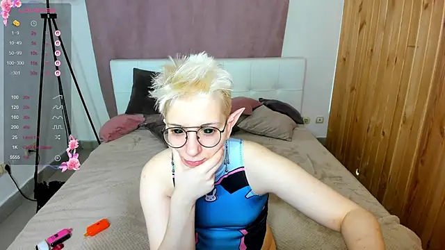KayleBloom online show from 09.22.25