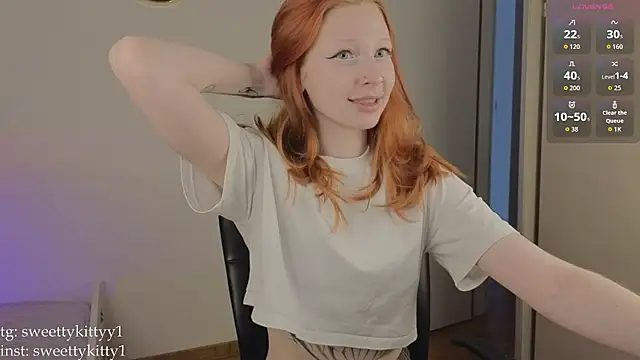 Snapshot of sweettykitty chatting on 07.10.26 sweettykitty online show from 07.10.26